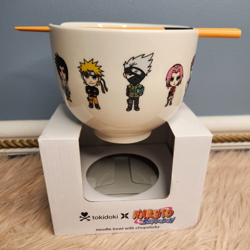 NIB NARUTO SHIPPUDEN NOODLE BOWL W/ CHOPSTICKS